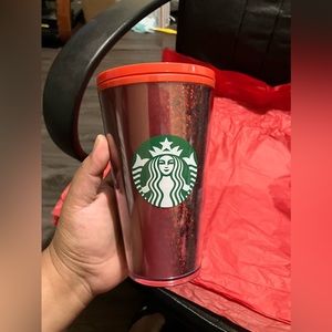 Starbucks tumbler (no straw)